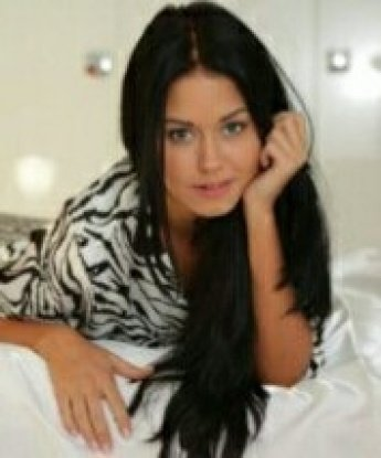 Молодая, стройная и игривая красотка ждет состоятельного мужчину для ярких встреч. Обещаю подарить море удовольствия и незабываемые впечатления. Звони, не пожалеешь! 6885, 28 лет